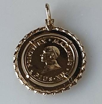 Medaillenanhänger "Papst Pius XII" von Heraeus aus 900er Gold, Gewicht: 12,55g