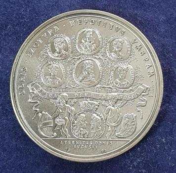 Silbermedaille -Aternitas Domus Augustus- 925er SterlingsilberFeinsilber, Gewicht: 25,83g