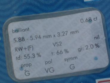 Preview: Diamant im Brillantschliff "F" 0.68 ct/ VS2 mit HRD Report