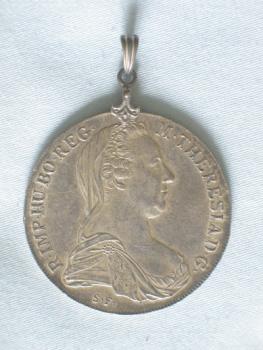 Maria Theresia Taler Anhänger aus Silber