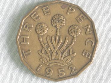 Three Pence "George VI" 1952 aus Nickel / Messing