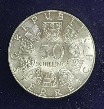 Preview: 50 Schilling "100. Geburtstag Bundespräsident Dr. h. c. Theodor Körner" 1973, Österreich 900er Silbermünze