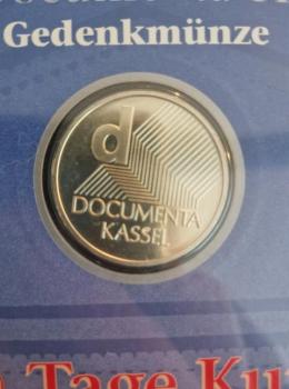 Numisblatt 03/2002 mit Gedenkmünze 10 EUR Documenta 11 925er Silber