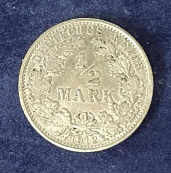1/2 Mark - Wilhelm II Typ 2 - kleiner Schild, 1912 A Deutschland, 900er Silbermünze