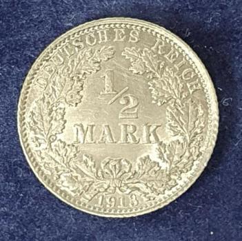1/2 Mark - Wilhelm II Typ 2 - kleiner Schild, 1913 D Deutschland, 900er Silbermünze