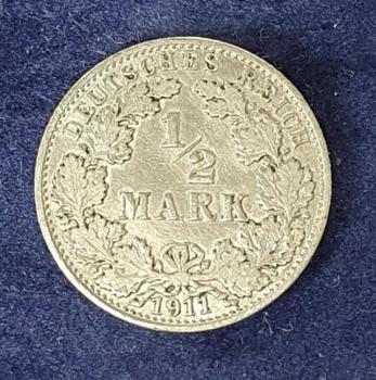 1/2 Mark - Wilhelm II Typ 2 - kleiner Schild, 1911 A Deutschland, 900er Silbermünze
