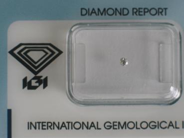 Diamant im Brillantschliff 0.04 ct / VS2 / E / Poor / mit IGI Report