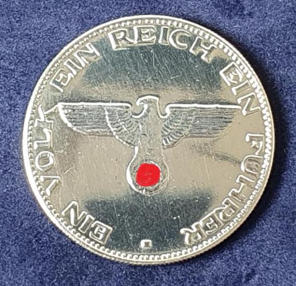 3. Reich Adolf Hitler Medaille Ein Volk, ein Reich, ein Führer 1889-1945