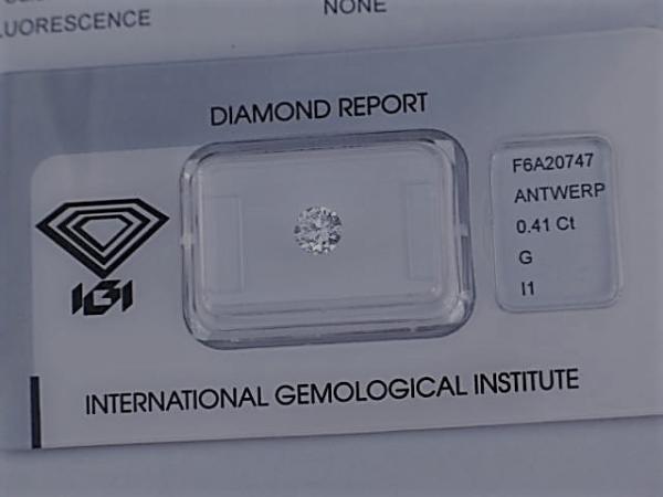 Diamant im Brillantschliff 0.41 ct/ i1 mit IGI Report