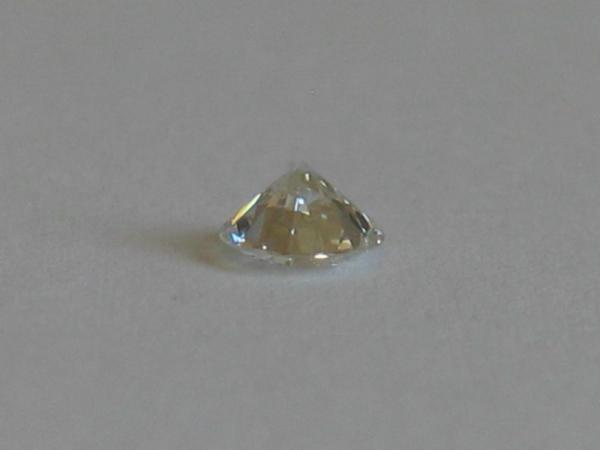 Diamant im Brillantschliff. 0.55 ct / G/ vvs2/ G/ G/ VG/ DPL Report