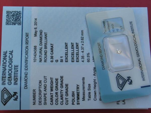 Diamant im Brillantschliff 0.30 ct, 3x Excellent! mit IGI Report, Lasergravur