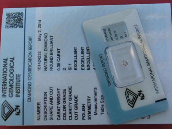 Diamant im Brillantschliff 0.30 ct, 3x Excellent! mit IGI Report, Lasergravur