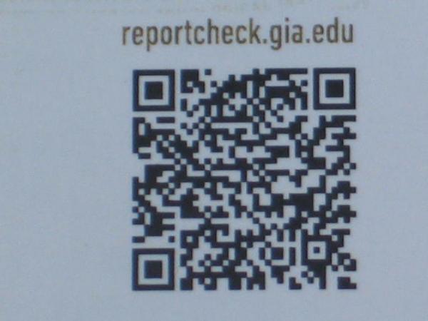 Diamant im Brillantschliff 0.75 ct. Color F, Clarity: VS1 mit GIA Report, Laser Inscription