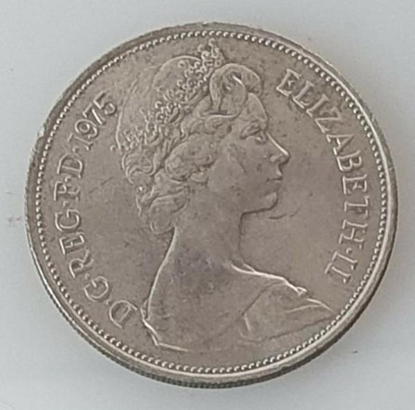 10 New Pence 1975 Königin Elisabeth II, Großbritannien aus CuNi