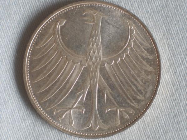 B556 "Silberadler" 5 DM aus 625er Silber 1974 G