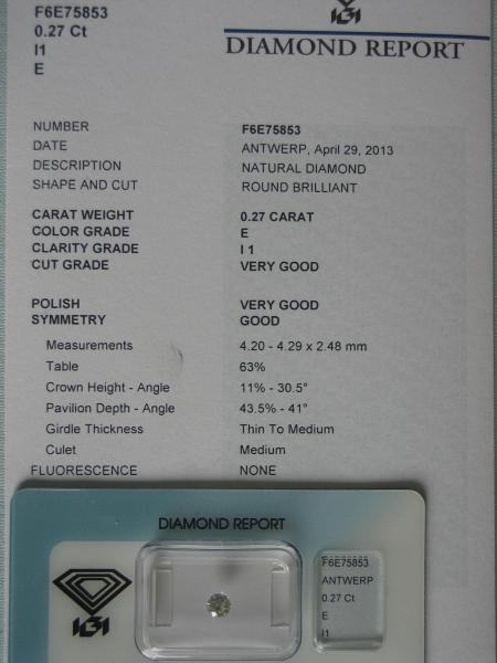 Diamant im Brillantschliff 0.27 ct / I1 / E / VG / VG / G / mit IGI Report