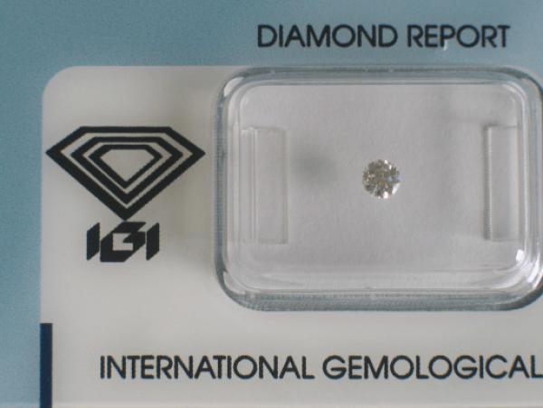 Diamant im Brillantschliff 0.14 ct / VS2 / D / Good / mit IGI Report