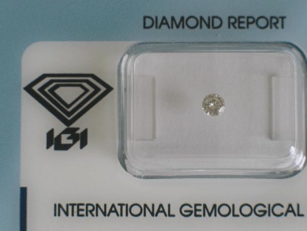 Diamant im Brillantschliff 0.15 ct / SI2 / H / Good / mit IGI Report