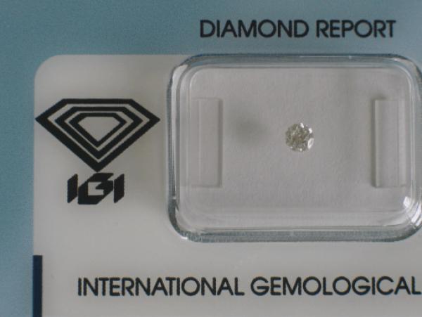 Diamant im Brillantschliff 0.15 ct / VS2 / F / Good / mit IGI Report