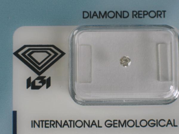 Diamant im Brillantschliff 0.10 ct / SI2 / F / Fair / mit IGI Report