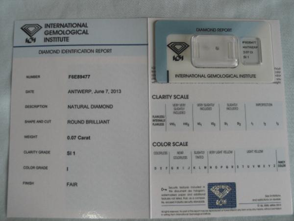 Diamant im Brillantschliff 0.07 ct / SI1 / I / Fair/ mit IGI Report