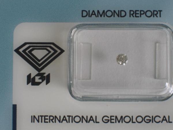 Diamant im Brillantschliff 0.13 ct / I1 / F / Fair / mit IGI Report
