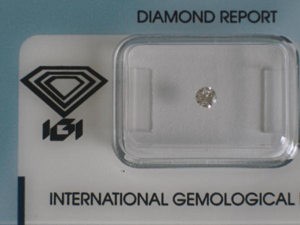 Diamant im Brillantschliff 0.13 ct / VS1 / G / Fair / mit IGI Report