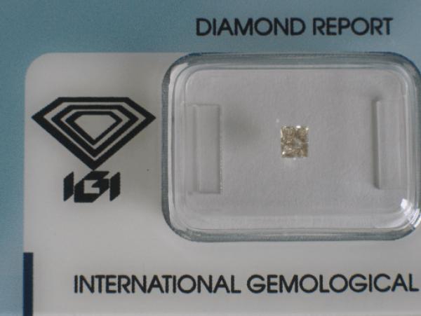 Diamant im Rectangular Princess Cut 0.20 ct / VS2 / J / G / G / mit IGI Report