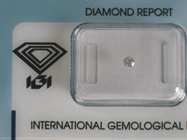 Diamant im Brillantschliff 0.09 ct / SI1 / F / Fair / mit IGI Report