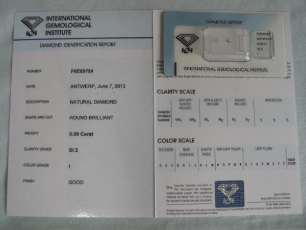 Diamant im Brillantschliff 0.09 ct / SI2 / I / Good / mit IGI Report