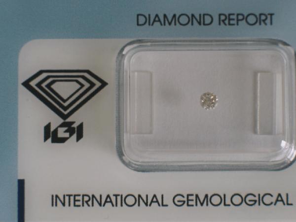 Diamant im Brillantschliff 0.09 ct / I1 / F / Fair / mit IGI Report