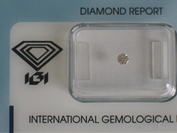 Diamant im Brillantschliff 0.08 ct / VS1 / F / Fair / mit IGI Report