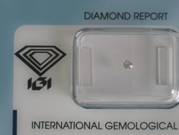 Diamant im Brillantschliff 0.06 ct / SI2 / H / Fair / mit IGI Report