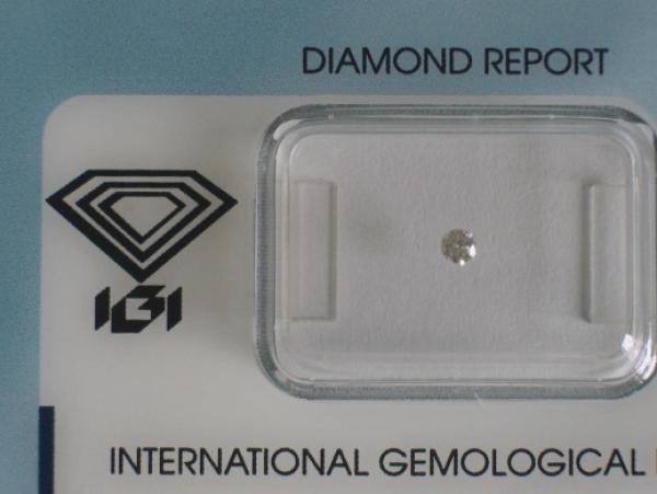 Diamant im Brillantschliff 0.06 ct / VVS1 / H / Good / mit IGI Report