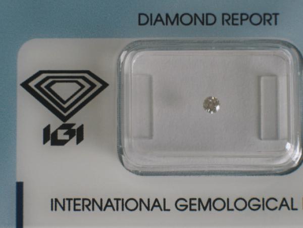 Diamant im Brillantschliff 0.07 ct / VS2 / G / Very Good / mit IGI Report