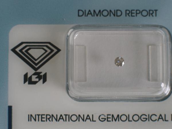 Diamant im Brillantschliff 0.07 ct / SI2 / F / Fair / mit IGI Report