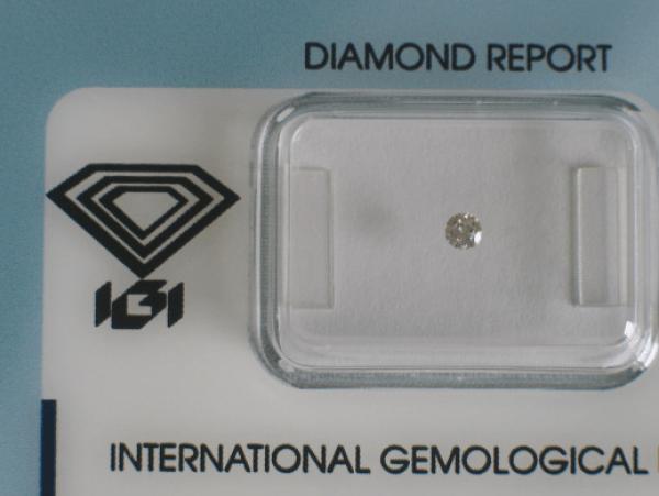 Diamant im Brillantschliff 0.06 ct / VS1 / G / Good / mit IGI Report