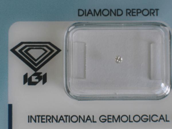 Diamant im Brillantschliff 0.04 ct / I1 / H / Poor / mit IGI Report