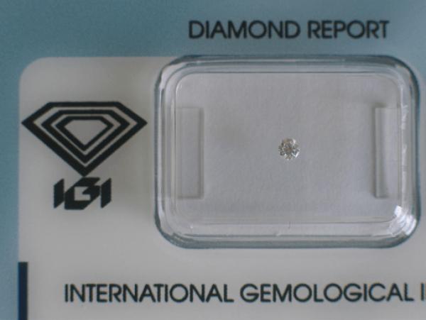 Diamant im Brillantschliff 0.05 ct / I1 / F / Good / mit IGI Report