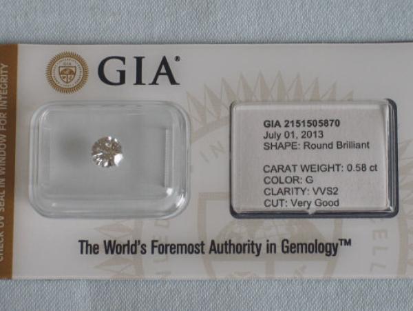 Diamant im Brillantschliff "G" 0.58 ct / VVS2 mit GIA Report, Laser Inscription Registry